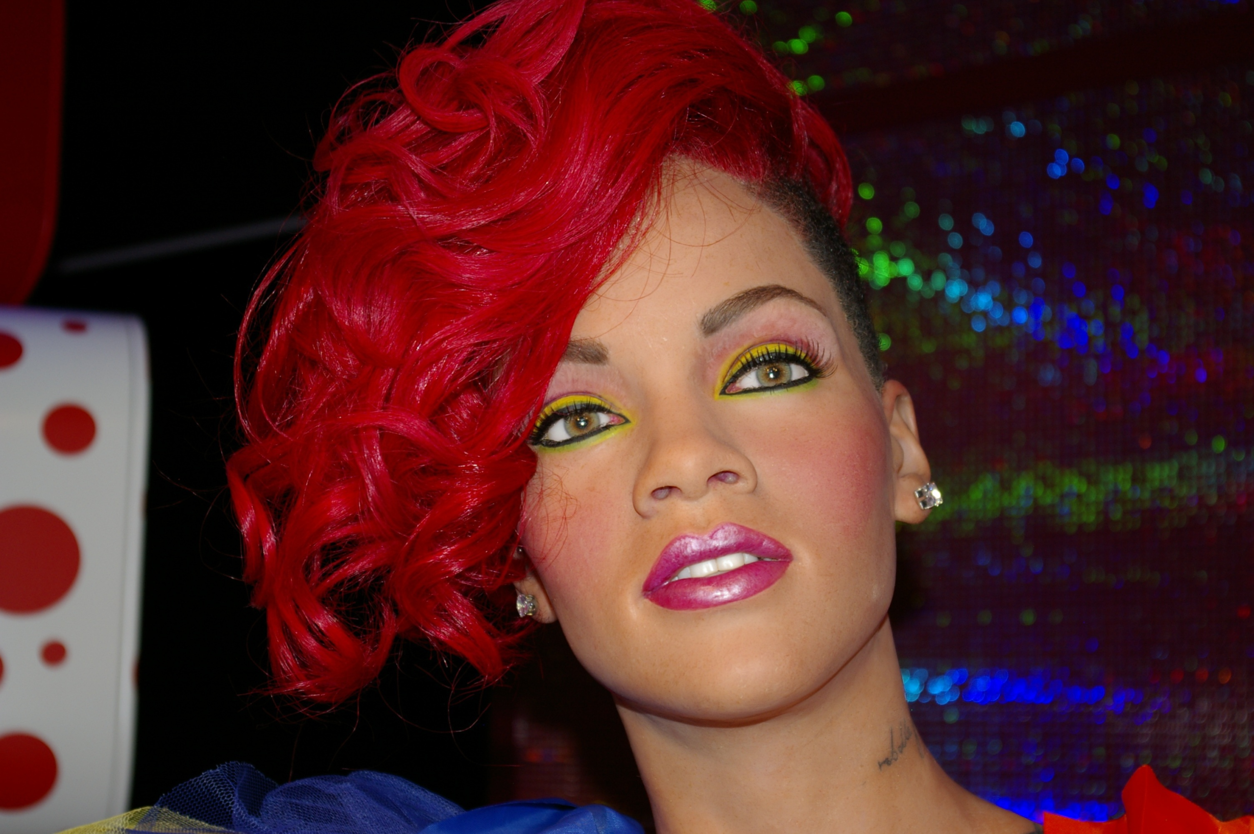 Some Pop Stars Are Selling Fewer Albums But Making More Money