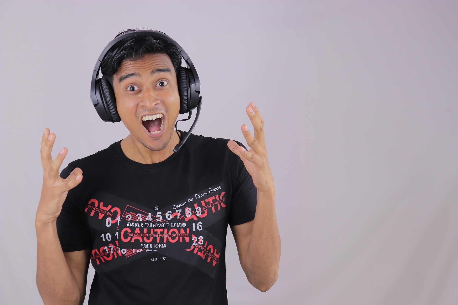 Why Old Pop Songs Keep Going Viral Again